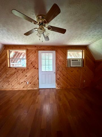 651 Tilleys Lane, Wellington, KY 40387