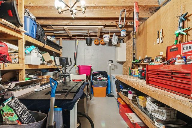 341 Nora Street, Kentwood, MI 49548