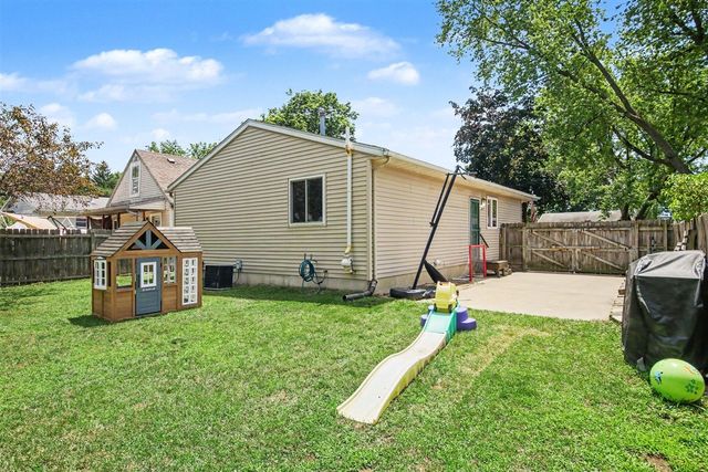 341 Nora Street, Kentwood, MI 49548