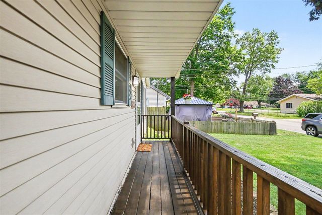341 Nora Street, Kentwood, MI 49548