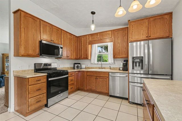 341 Nora Street, Kentwood, MI 49548