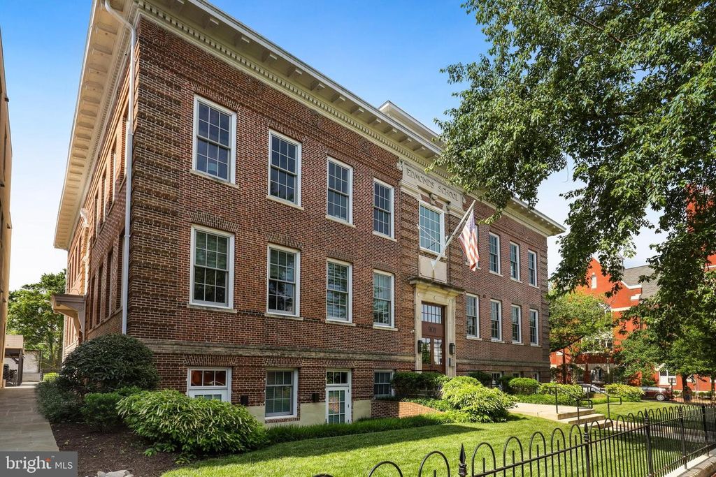901 D ST NE #3, Washington, DC 20002