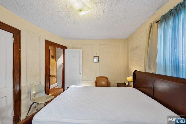 252 Duane Street, Orange, NJ 07050