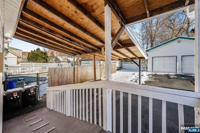 252 Duane Street, Orange, NJ 07050