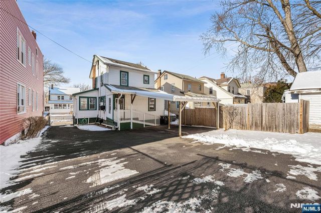 252 Duane Street, Orange, NJ 07050