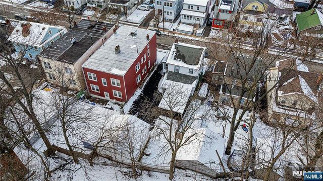 252 Duane Street, Orange, NJ 07050