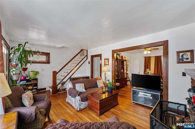 252 Duane Street, Orange, NJ 07050