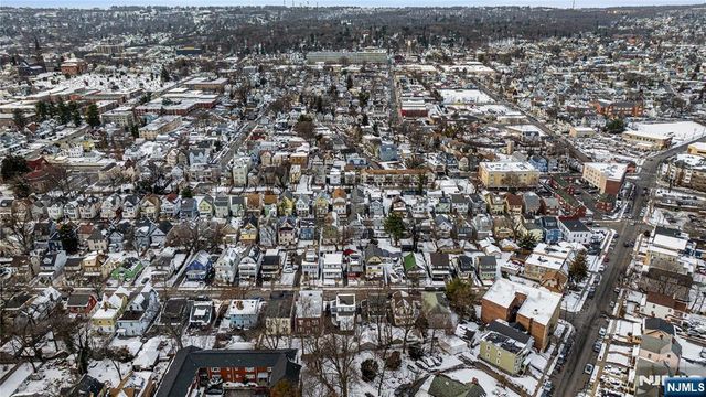 252 Duane Street, Orange, NJ 07050