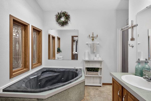 W5479 County Road P, Pardeeville, WI 53954