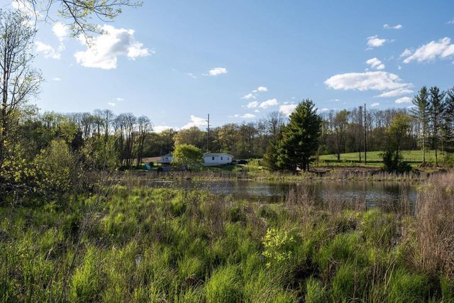 W5479 County Road P, Pardeeville, WI 53954