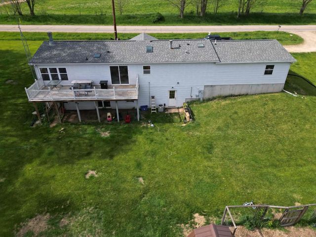 W5479 County Road P, Pardeeville, WI 53954