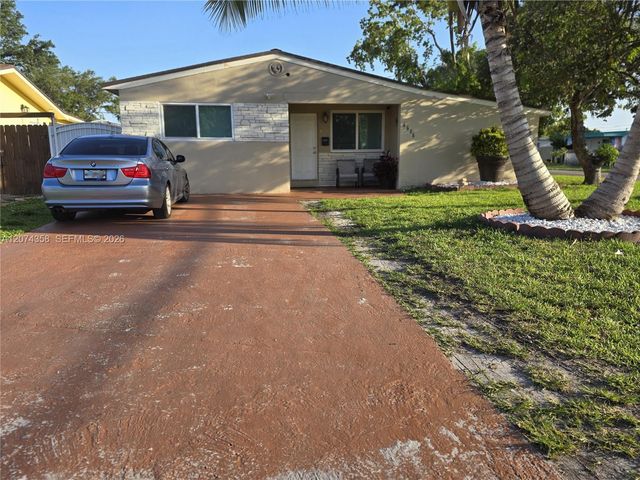 6626 SW 1st Court, Pembroke Pines, FL 33023