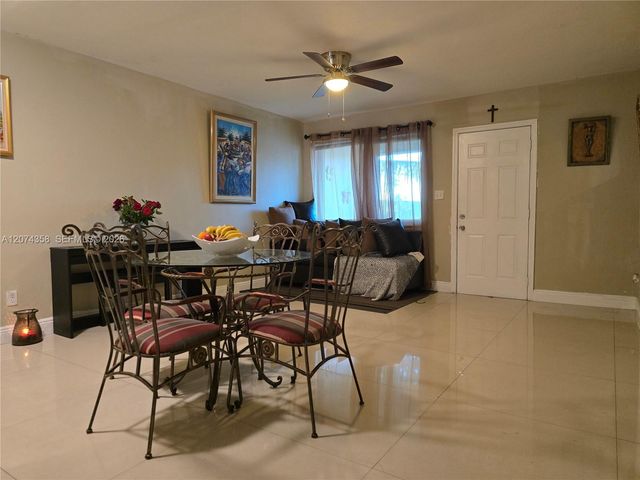 6626 SW 1st Court, Pembroke Pines, FL 33023