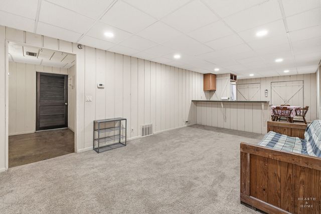 4911 Redbird Lane, Crystal Lake, IL 60012