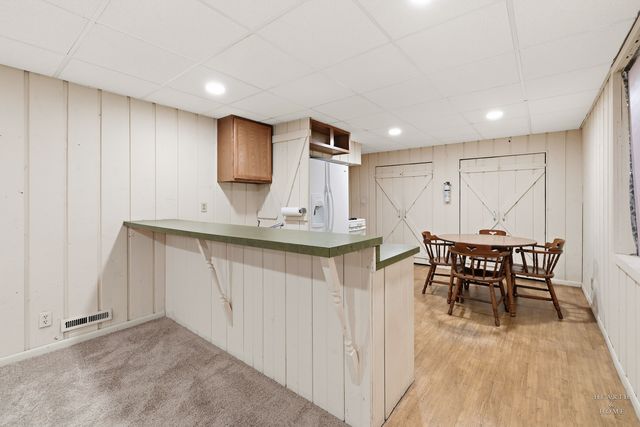 4911 Redbird Lane, Crystal Lake, IL 60012