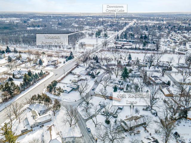 4911 Redbird Lane, Crystal Lake, IL 60012