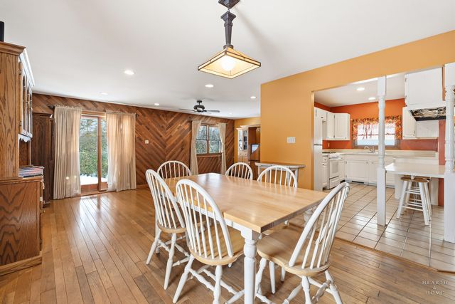 4911 Redbird Lane, Crystal Lake, IL 60012