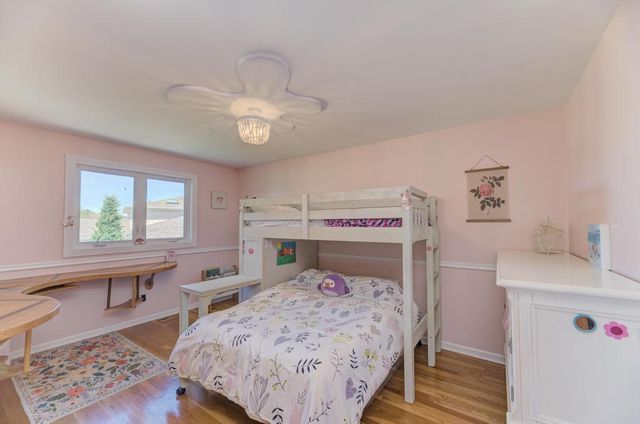 16829 Creekside Avenue, Tinley Park, IL 60487