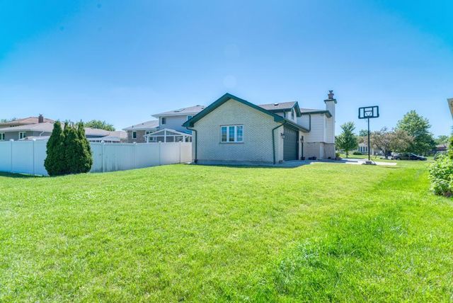 16829 Creekside Avenue, Tinley Park, IL 60487