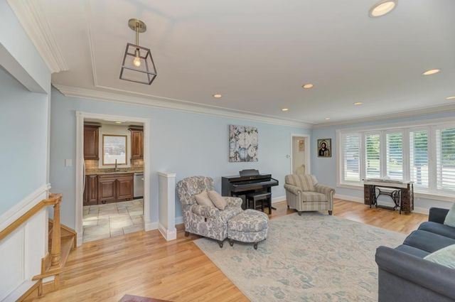 16829 Creekside Avenue, Tinley Park, IL 60487
