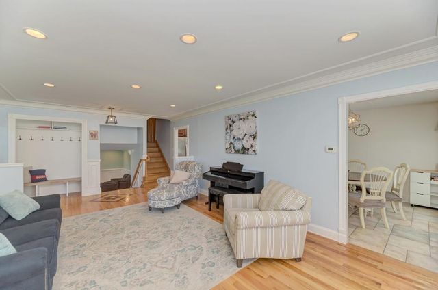 16829 Creekside Avenue, Tinley Park, IL 60487