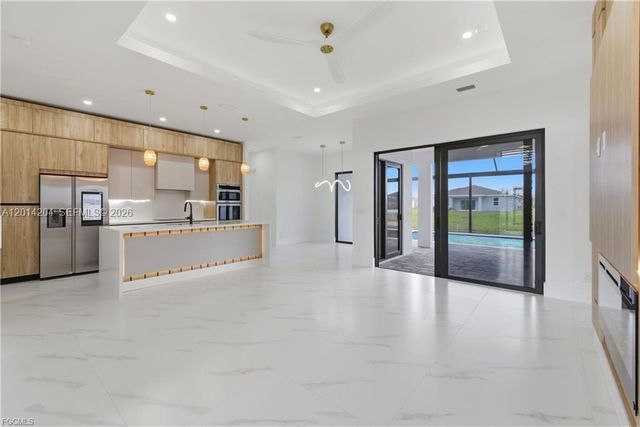 1031 SW 1st TER, Cape Coral, FL 33991