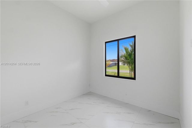 1031 SW 1st TER, Cape Coral, FL 33991