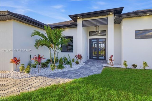 1031 SW 1st TER, Cape Coral, FL 33991