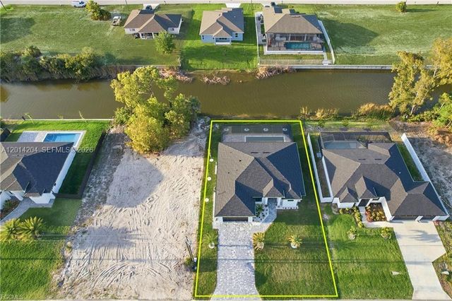 1031 SW 1st TER, Cape Coral, FL 33991
