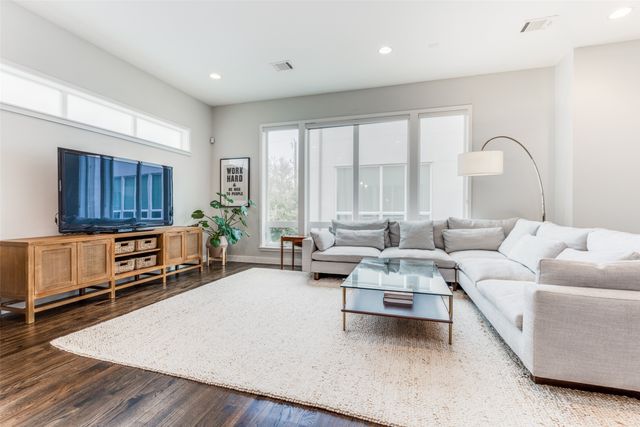 4914 Dartford Drive, Dallas, TX 75204