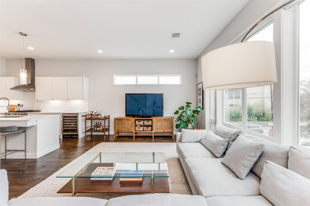 4914 Dartford Drive, Dallas, TX 75204