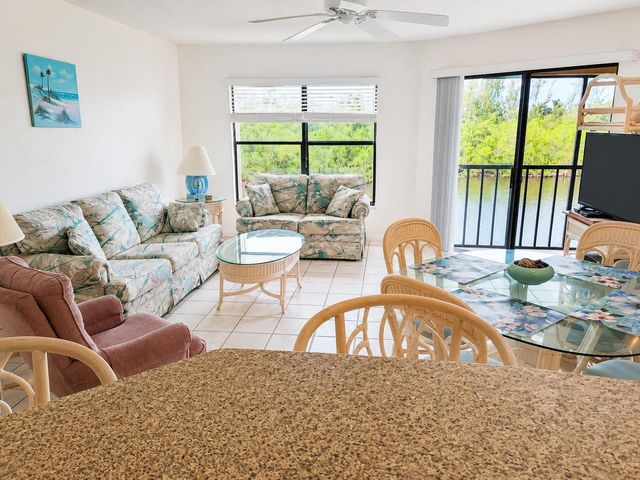 3256 WHITE IBIS COURT 35, Punta Gorda, FL 33950