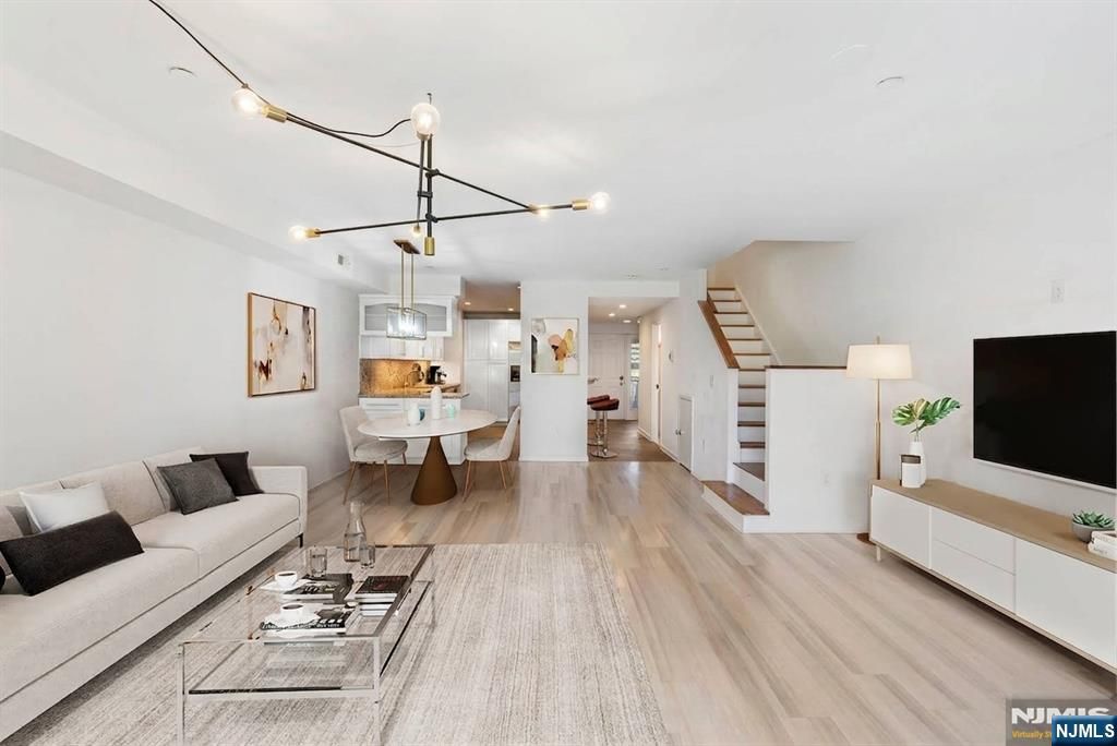 3 Whitman Court 1203, Teaneck, NJ 07666