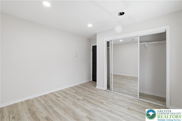 319 Ramblebush Road, Stroud Twp, PA 18360