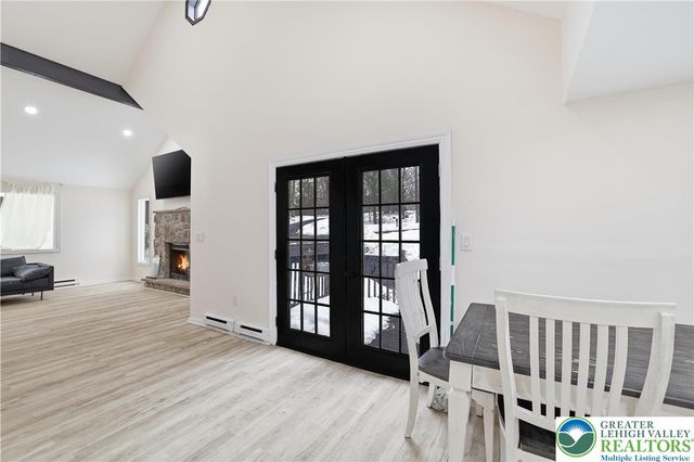 319 Ramblebush Road, Stroud Twp, PA 18360