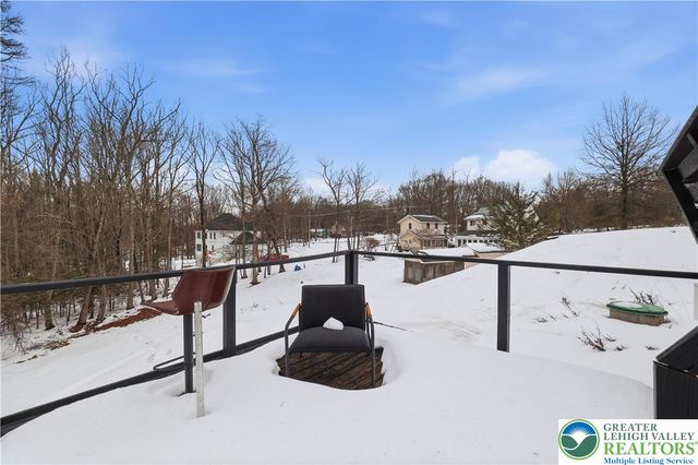 319 Ramblebush Road, Stroud Twp, PA 18360