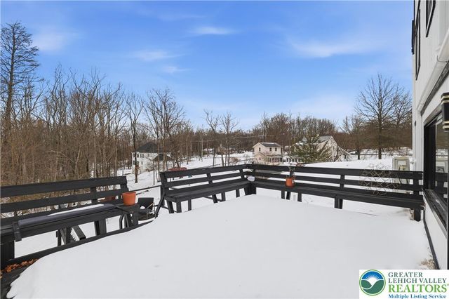 319 Ramblebush Road, Stroud Twp, PA 18360