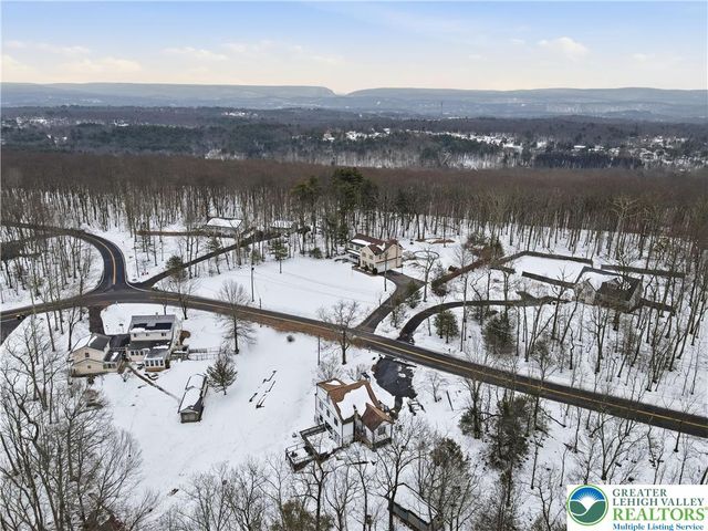 319 Ramblebush Road, Stroud Twp, PA 18360