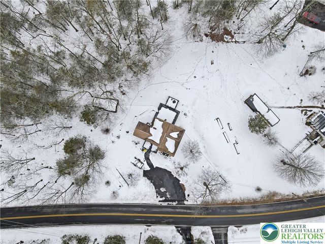 319 Ramblebush Road, Stroud Twp, PA 18360