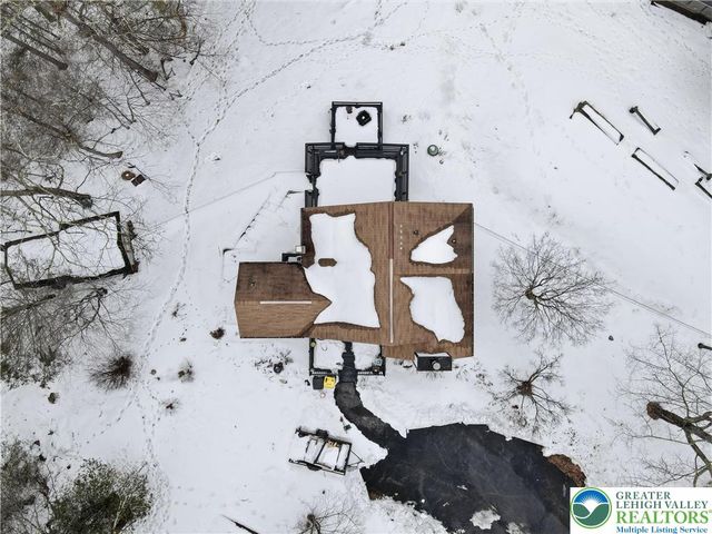 319 Ramblebush Road, Stroud Twp, PA 18360