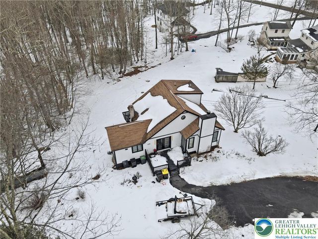 319 Ramblebush Road, Stroud Twp, PA 18360