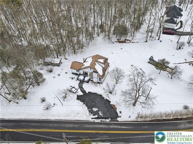 319 Ramblebush Road, Stroud Twp, PA 18360