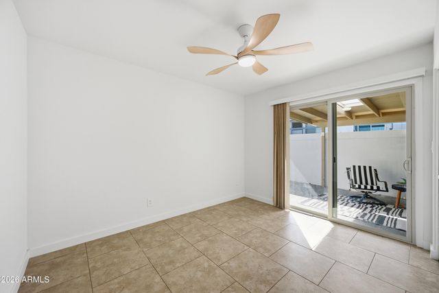 1125 E KALER Drive, Phoenix, AZ 85020