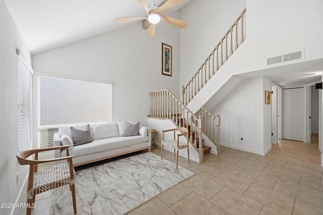 1125 E KALER Drive, Phoenix, AZ 85020