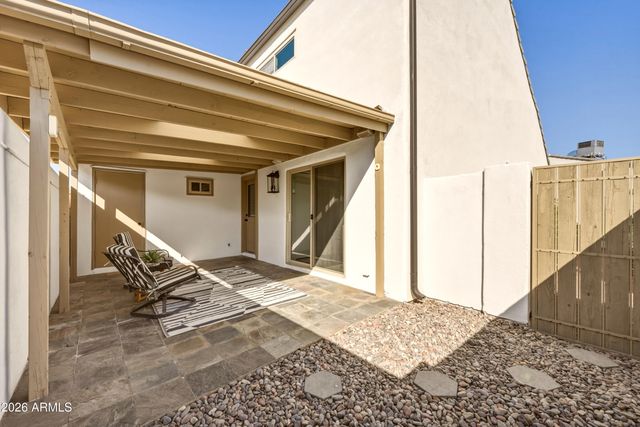 1125 E KALER Drive, Phoenix, AZ 85020