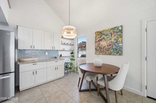 1125 E KALER Drive, Phoenix, AZ 85020