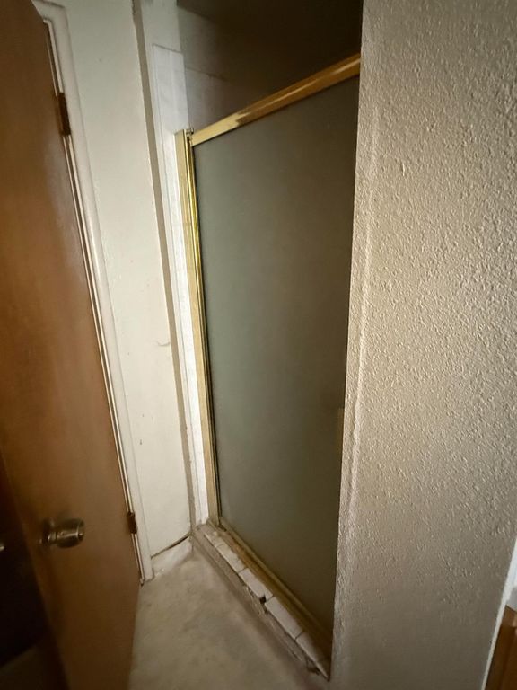 Image 33 of property listing at 742 S Park Circle Drive, Fresno, CA 93727