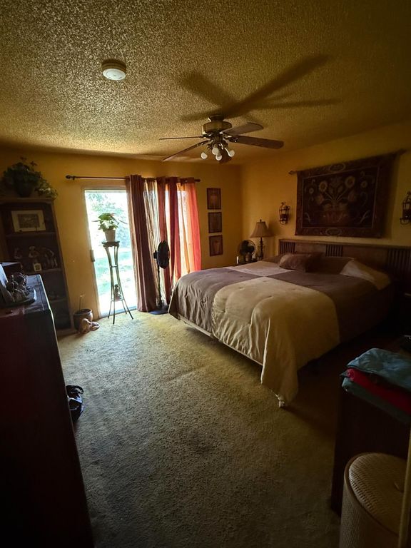 Image 34 of property listing at 742 S Park Circle Drive, Fresno, CA 93727