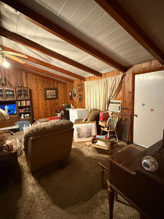 Image 45 of property listing at 742 S Park Circle Drive, Fresno, CA 93727