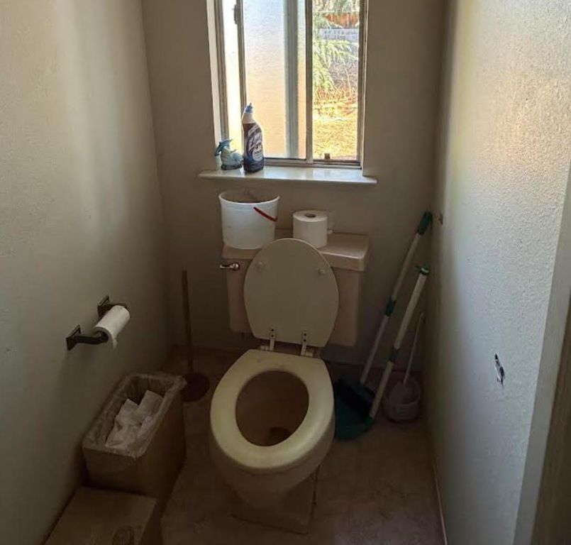 Image 49 of property listing at 742 S Park Circle Drive, Fresno, CA 93727